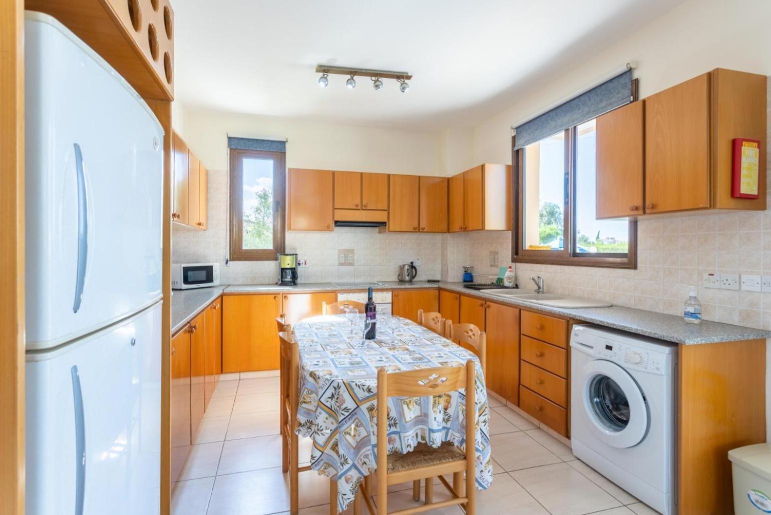 Villa Halima Georgios Полис Экстерьер фото